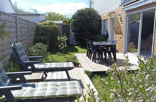 Larmor-Plage House | House 200m from the beach, sea view, garden