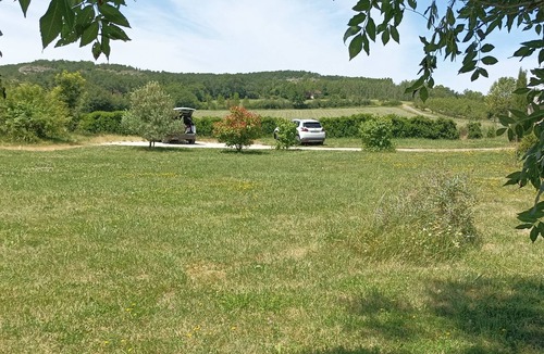 Saint-Daunes House | HOUSE 3 MINUTES FROM MONTCUQ WITH SWIMMING POOL AND LARGE ENCLOSED GARDEN