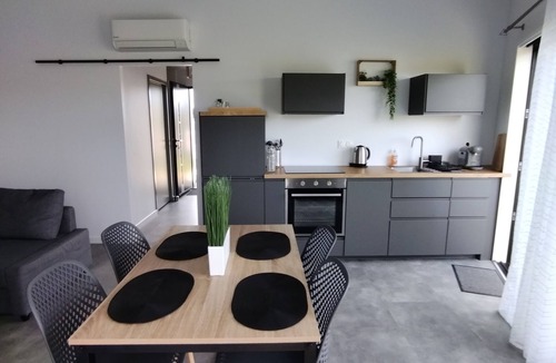 Saint-Marcel House | House 8 pers with pool Malestroit LaLaLande
