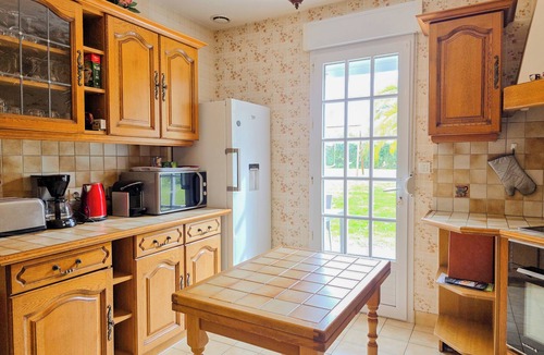Etables-sur-Mer House | House for 10 people - sea view, beach 600m away, ideal with family or friends