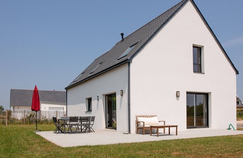 Plobannalec-Lesconil House | House for 8 with garden 1km from the beach