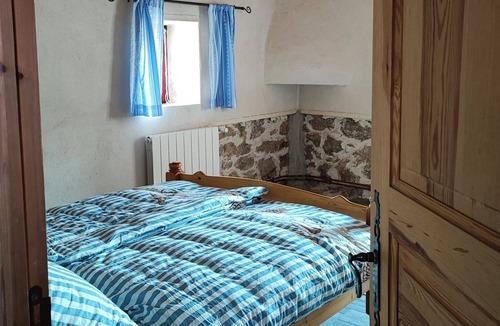 Saint-Andre-de-Majencoules House | House-Signature-Private Bathroom-River view-Le1739