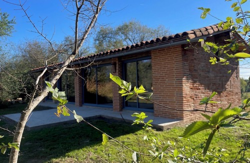 Montauban House | House/gîte for 2 people with private Jacuzzi inside, near Montauban
