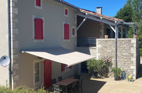 Caylus House | House, good services, pool, green setting, between Quercy and Rouergue