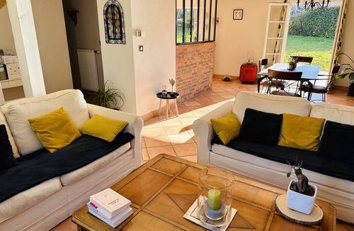 Ouest House | House in Le Mans, 6 rooms, sleeps 8
