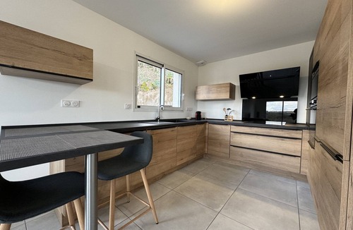 Montfort-le-Gesnois House | House in Montfort with Panoramic Terrace