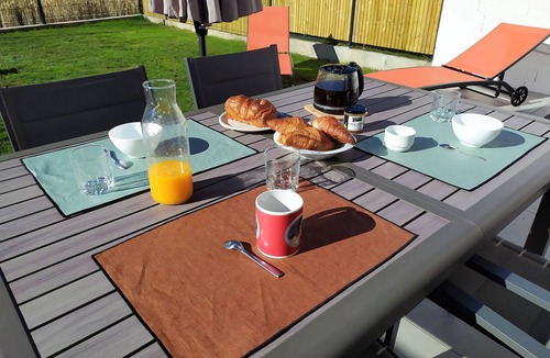 Plouharnel House | House in Plouharnel, between Carnac and Quiberon, 5 minutes from the beaches, with air conditioning.