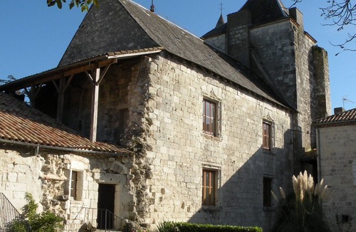 Saint Maurin House | House in Saint-Maurin village of charm and character.