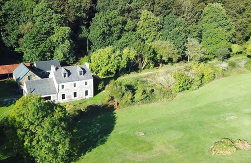 Carantec House | House on the golf course with sea views
