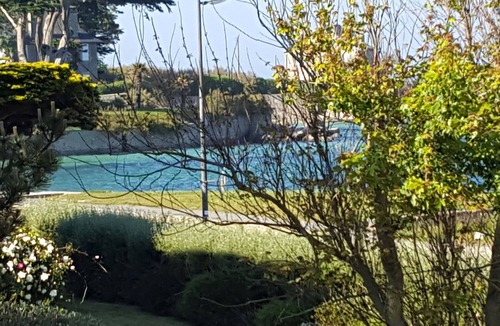 Brignogan-Plage House | HOUSE SEASIDE, 50 meters from the beach, SPA, walled garden