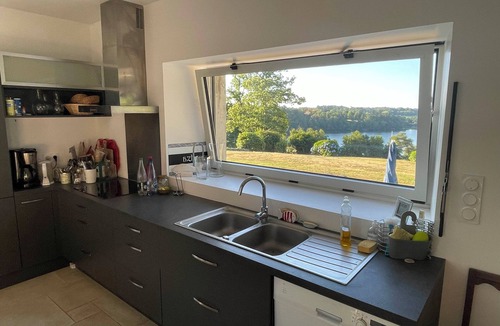 Plomelin House | House with character, exceptional view of the river Odet, on one level