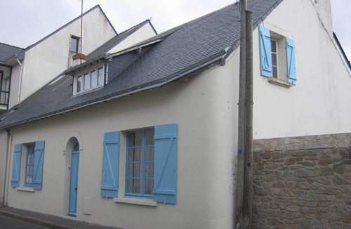 Le Croisic House | House with courtyard and garden - WiFi internet - up to 7 people