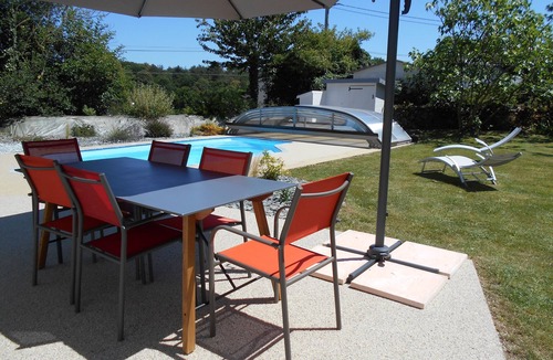 Erquy House | House with heated pool, spa and sauna, large garden
