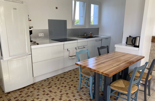 Trevou-Treguignec House | House with large garden ideally located 5 minutes walk from Trestel beach