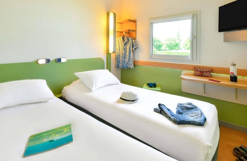 Aubiere Hotel | ibis budget Clermont Ferrand Sud