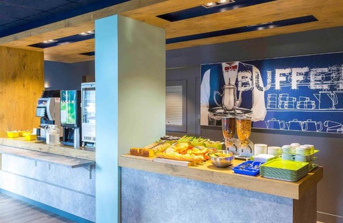 Hennebont Hotel | ibis budget Lorient Hennebont
