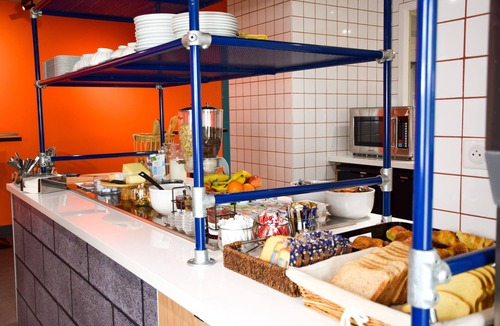 Millau Hotel | Ibis Budget Millau Viaduc