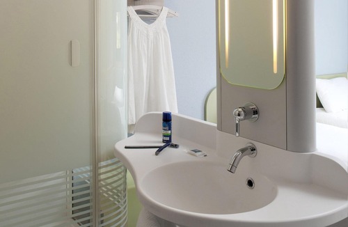 Montceau-les-Mines Hotel | ibis budget Montceau-les-Mines