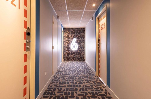 Plateau - Mont-Valerien Hotel | ibis budget Nanterre la Defense