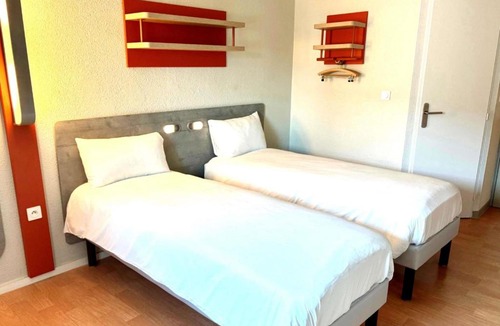 Petite-Foret Hotel | ibis budget Valenciennes Petite-Forêt