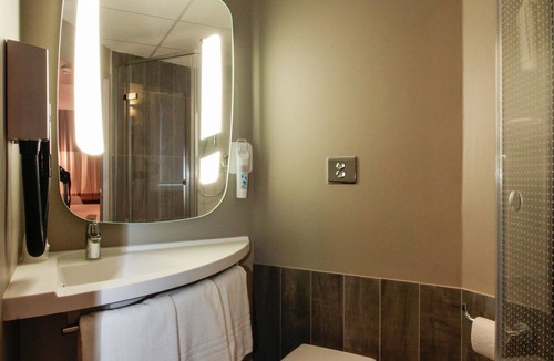 Cahors Hotel | ibis Cahors