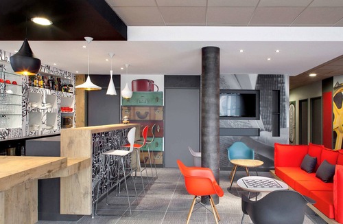 Riom Hotel | ibis Clermont Ferrand Nord Riom