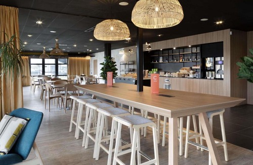 Dechy Hotel | ibis Douai Dechy