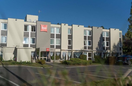 La Chapelle-Saint-Mesmin Hotel | Ibis Orleans La Chapelle Saint Mesmin