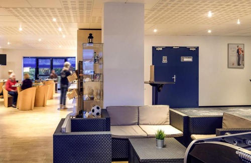 Mellac Hotel | ibis Quimperle