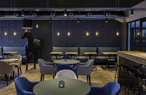 Centre-ville rive gauche Hotel | ibis Styles Laval Centre Gare