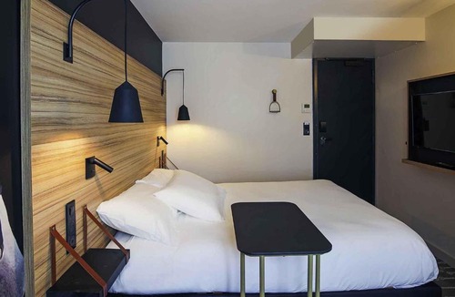 Centre-ville rive gauche Hotel | ibis Styles Laval Centre Gare