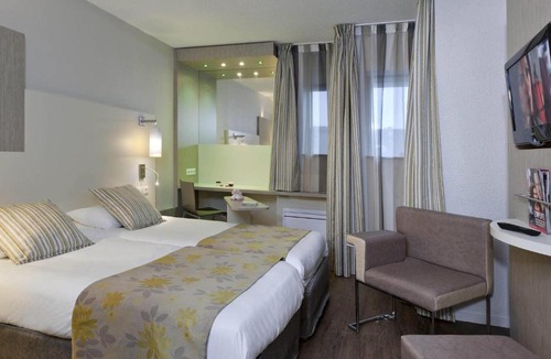 Rubelles Hotel | ibis Styles Melun