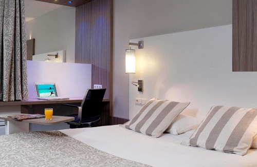 Rubelles Hotel | ibis Styles Melun