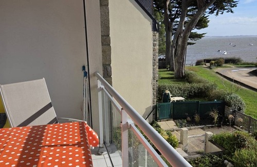 Kervoyal Apartment | Ideal apartment for 2/3 people with sea view
