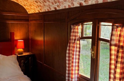 Les Assions Other | Idyllic Roulotte
