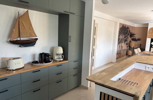 Larmor-Baden House | Ile de Berder à Pied et Très Beau Verger Dans un Parc Clos