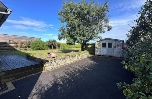 Brignogan-Plage House | In a haven of peace, charming house, 5 minutes from white sandy beaches