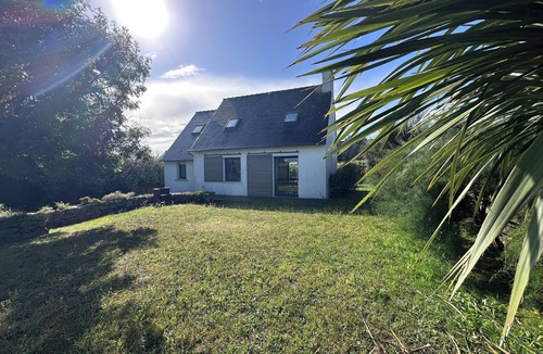 Brignogan-Plage House | In a haven of peace, charming house, 5 minutes from white sandy beaches