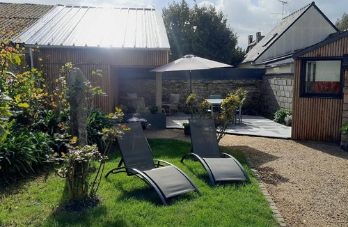 Paimpol House | In stone, with garden, forget your car. port, shops, beach on foot!