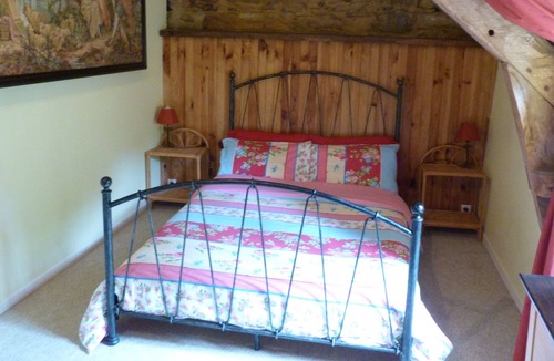 Plouguenast House | In the nature, along the river with sport activities and swimming pool