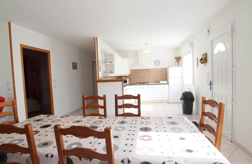 Les Moitiers-d'Allonne Cottage | Independent single-storey house near dunes, pets allowed