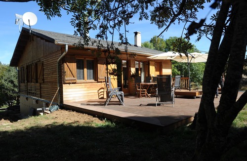 Formigueres Ski Chalet | Independent mountain chalet in a meadow of 1500 m² .12 pers.