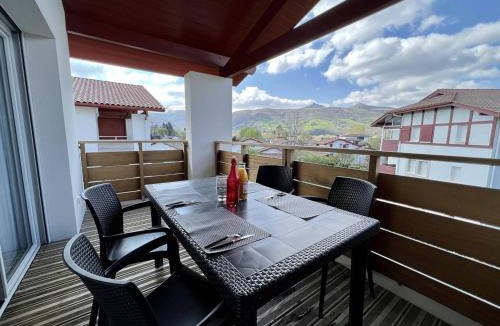 Itxassou Apartment | Itxassou : Appartement T2 Confortable avec Balcon - FR-1-495-47