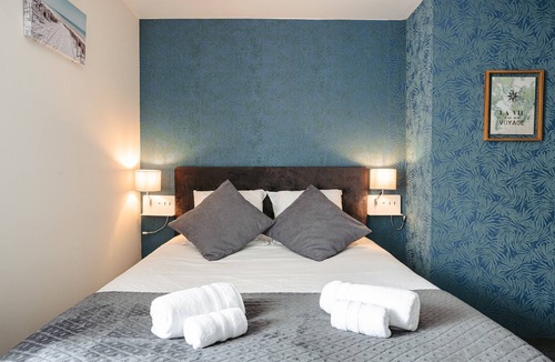 Aigrefeuille-d'Aunis Bed & Breakfast | Jack Room – Charm and Authenticity in the Heart of Nature
