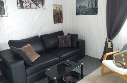 La Chapelle-de-Brain Apartment | Joli Gîte D'étapes Dans la Vallée de Vilaine. En Campagne