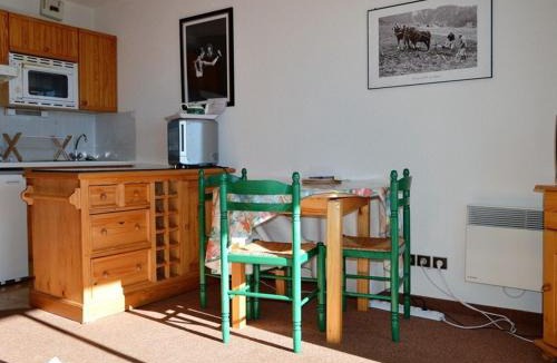 Pyrenees 2000 Apartment | Joli studio cabine 4 pers, balcon, PKG, Bolquère-Pyrénées 2000 - FR-1-592-14