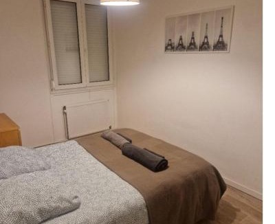 Le Pont-de-Claix Apartment | Joli T3 vue montagne - spacieux et cosy