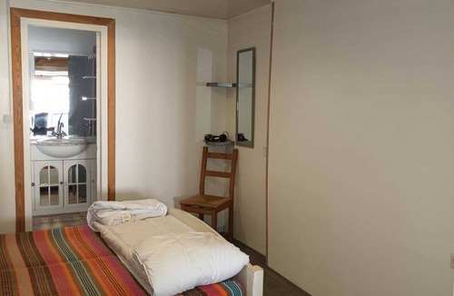 Bourbon-l'Archambault Apartment | Jolie appartement avec terrasse a 200m des thermes