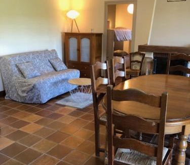 Vendenesse-sur-Arroux House | jolie maison a la campagne près d une rivière