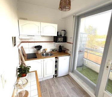 Bellerive-sur-Allier Apartment | Jolie suite Bohème avec terrasse et vue sur le lac
